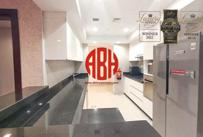 923389 - Property Image 3