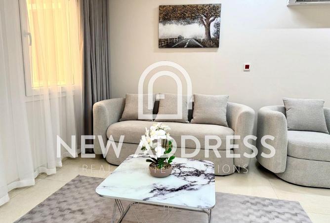 971228 - Property Image 2