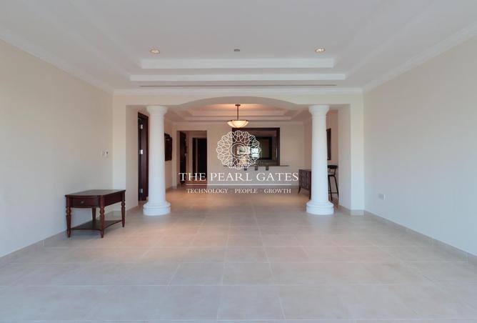 968463 - Property Image 2