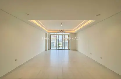 Apartment - 2 Bedrooms - 3 Bathrooms for sale in Gewan Island - The Pearl Island - Doha