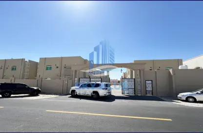 Villa - 3 Bedrooms - 2 Bathrooms for rent in Ain Khaled - Doha