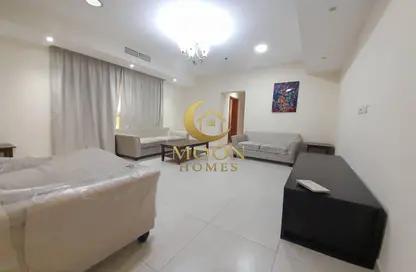 Apartment - 2 Bedrooms - 2 Bathrooms for rent in Fereej Bin Mahmoud North - Fereej Bin Mahmoud - Doha