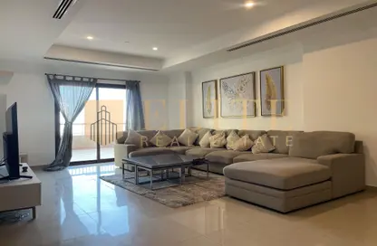 Apartment - 1 Bedroom - 2 Bathrooms for rent in West Porto Drive - Porto Arabia - The Pearl Island - Doha