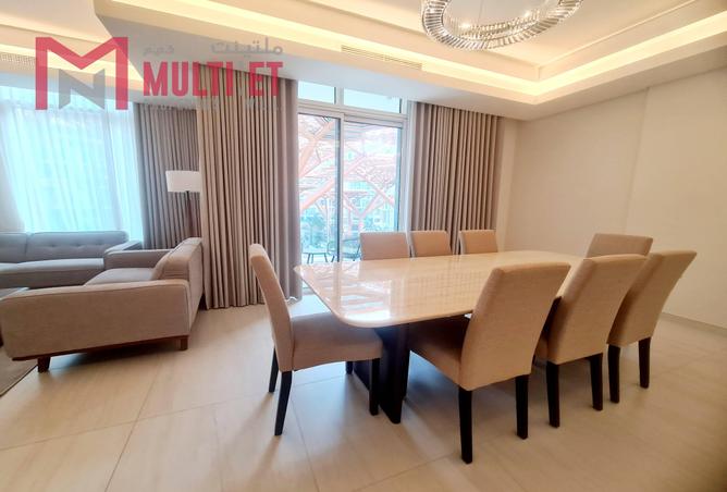 967756 - Property Image 2