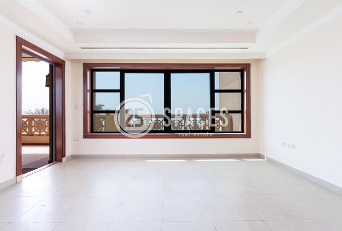 885836 - Property Image 3