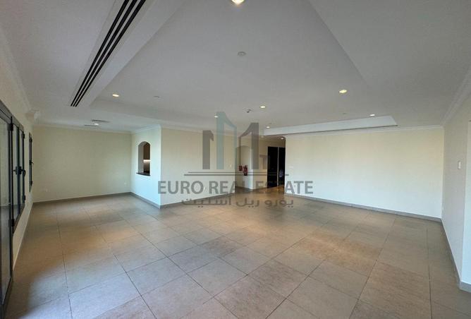 954142 - Property Image 3
