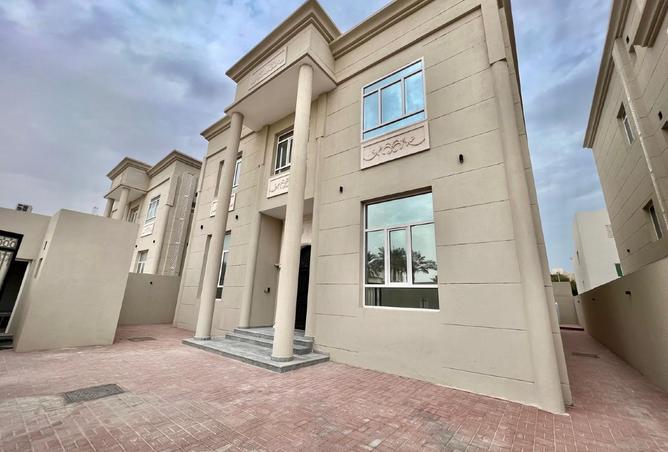 950538 - Property Image 2