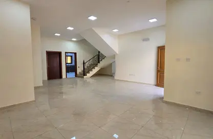 Apartment - 5 Bedrooms - 4 Bathrooms for rent in Al Markhiya Street - Al Markhiya - Doha