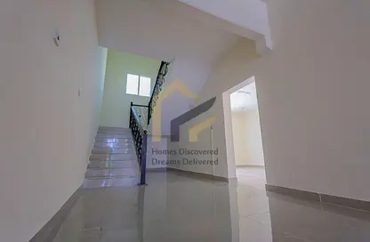 فيلا - 6 غرف نوم - 4 حمامات للايجار في الذخيرة - الذخيرة - الخور