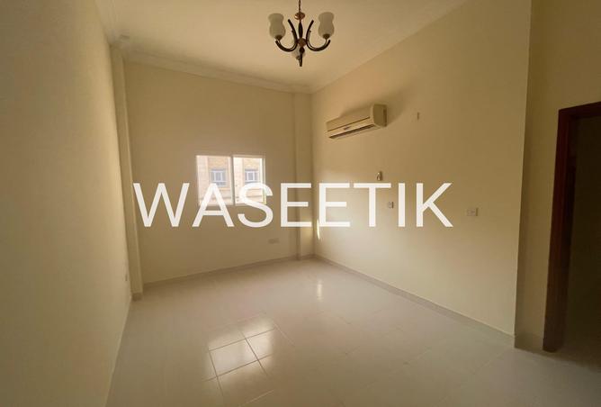 935385 - Property Image 3