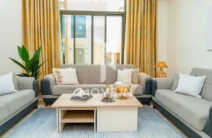 فيلا - 6 غرف نوم - 4 حمامات للبيع في الوكير - الوكير - الوكرة