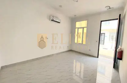 Villa - 7 Bedrooms - 7+ Bathrooms for rent in Umm Al Amad - Umm Al Amad - Al Shamal