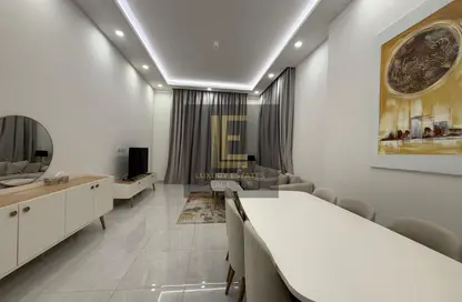 شقة - غرفة نوم - 2 حمامات للبيع في جنوب فوكس هيلس - فوكس هيلز - الوسيل