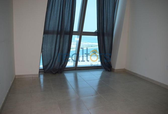 967173 - Property Image 2