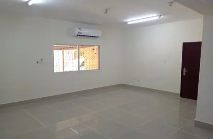 شقة - 2 غرف نوم - 2 حمامات للايجار في شارع نجمه - نجمة - الدوحة