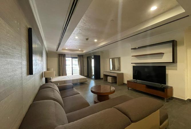 970655 - Property Image 2