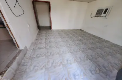 شقة - 1 حمام للايجار في شارع المطار القديم - طريق المطار القديم - الدوحة