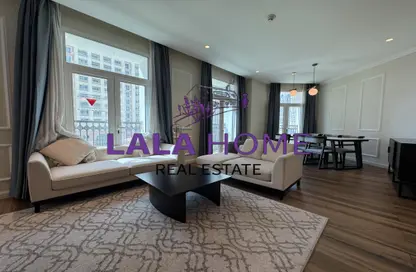 شقة - 2 غرف نوم - 4 حمامات للايجار في حدائق فلورستا - حدائق فلورستا - جزيرة اللؤلؤة - الدوحة