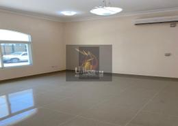 مجمع سكني - 5 غرف نوم - 5 حمامات للكراء في الثمامة - الثمامة - الدوحة