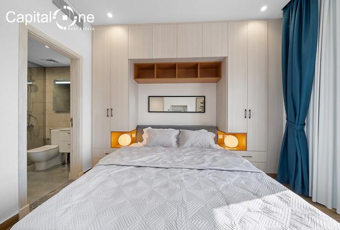 992589 - Property Image 2