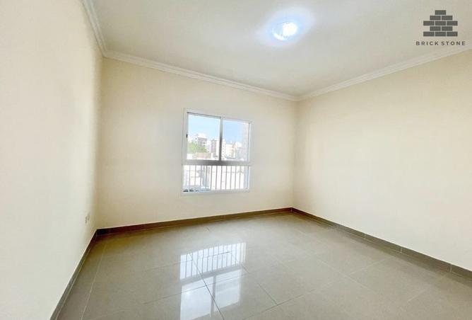 884862 - Property Image 2