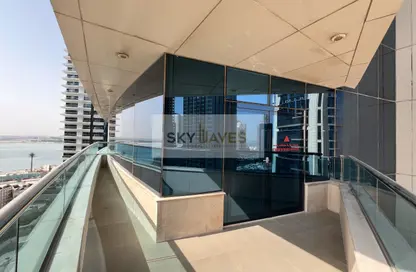 Apartment - 3 Bedrooms - 4 Bathrooms for rent in West Bay Tower - West Bay - West Bay - Doha