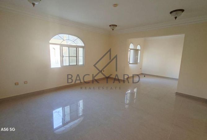 958132 - Property Main Image