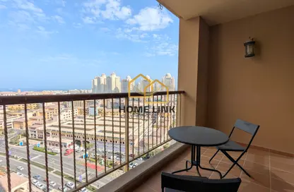 Apartment - 1 Bedroom - 2 Bathrooms for rent in West Porto Drive - Porto Arabia - The Pearl Island - Doha