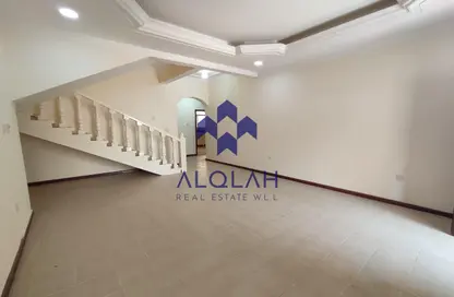 Villa - 5 Bedrooms - 6 Bathrooms for rent in Al Maamoura - Al Maamoura - Doha