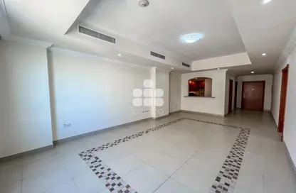 صورة لـ غرفة فارغة شقة - غرفة نوم - 2 حمامات للايجار في برج جمانة 29 - بورتو أرابيا - جزيرة اللؤلؤة - الدوحة ، صورة رقم 1