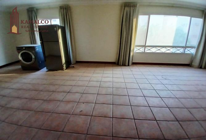954615 - Property Image 3