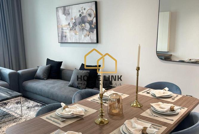 985604 - Property Image 2