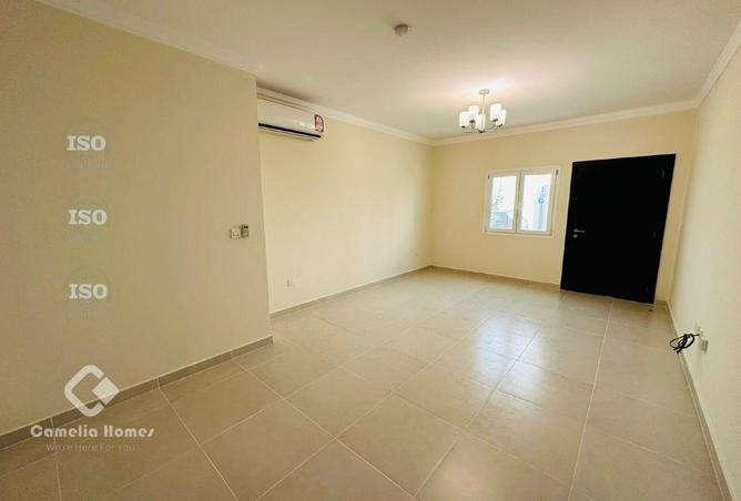 933267 - Property Image 2