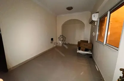 Apartment - 3 Bedrooms - 2 Bathrooms for rent in Anas Street - Fereej Bin Mahmoud North - Fereej Bin Mahmoud - Doha