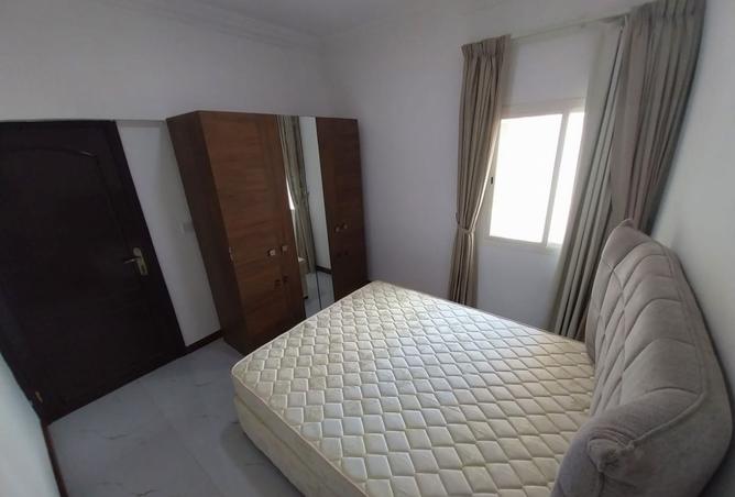 983653 - Property Image 2