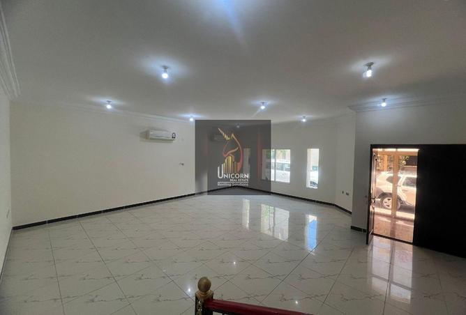 992382 - Property Main Image