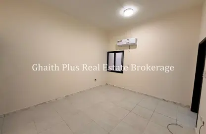 شقة - 2 غرف نوم - 2 حمامات للايجار في قرية النخيل السكنية - سلاطة الجديدة - سلاطة - الدوحة