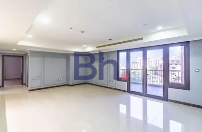 Apartment - 2 Bedrooms - 2 Bathrooms for rent in West Porto Drive - Porto Arabia - The Pearl Island - Doha Apartment - 2 Bedrooms - 2 Bathrooms for rent in West Porto Drive - Porto Arabia - The Pearl Island - Doha