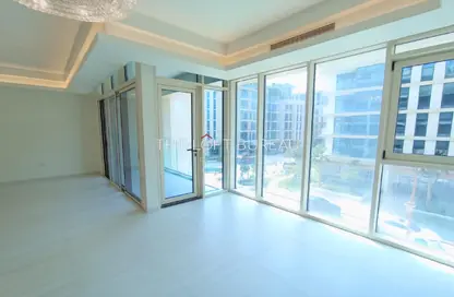 Apartment - 2 Bedrooms - 3 Bathrooms for rent in Gewan Island - The Pearl Island - Doha