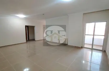 Apartment - 3 Bedrooms - 3 Bathrooms for rent in Al Sadd Road - Al Sadd - Doha