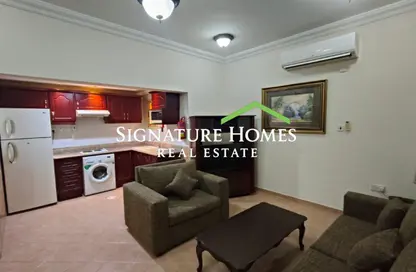 Apartment - 1 Bedroom - 1 Bathroom for rent in Umm Al Seneem Street - Ain Khaled - Doha