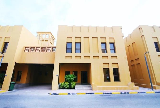 968219 - Property Image 2