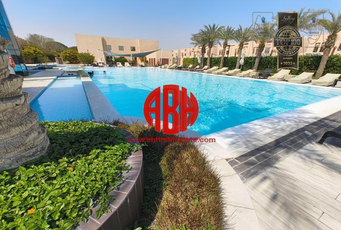 970734 - Property Image 2