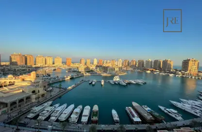 شقة - 3 غرف نوم - 4 حمامات للبيع في بورتو أرابيا - جزيرة اللؤلؤة - الدوحة