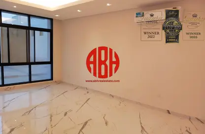 مجمع سكني - 5 غرف نوم - 6 حمامات للايجار في الرابية - العزيزية - العزيزية - الدوحة