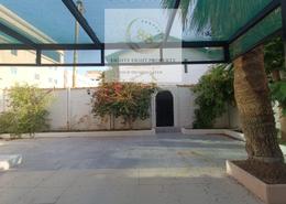 صورةتراس لـ: فيلا - 3 غرف نوم - 3 حمامات للكراء في شارع انس - فريج بن محمود الشمالي - فريج بن محمود - الدوحة, صورة 1