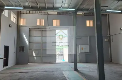 Warehouse - Studio - 2 Bathrooms for rent in Industrial Area 5 - Industrial Area - Industrial Area - Doha