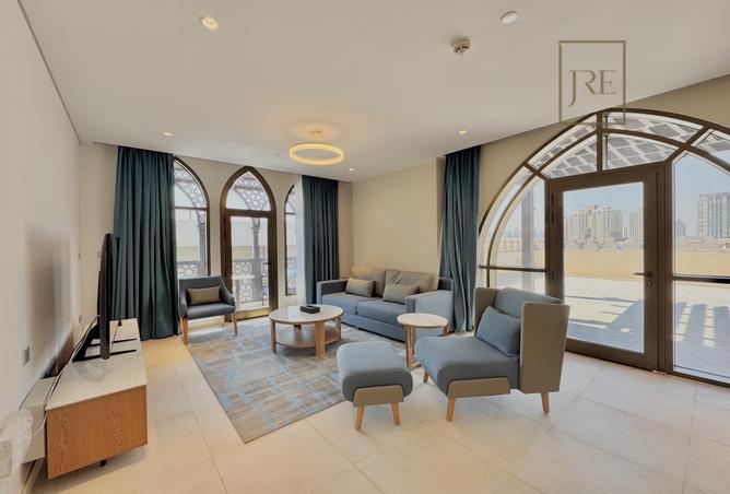 951409 - Property Image 2