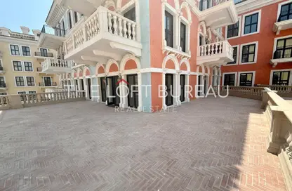 Apartment - 3 Bedrooms - 4 Bathrooms for rent in Murano - Qanat Quartier - The Pearl Island - Doha