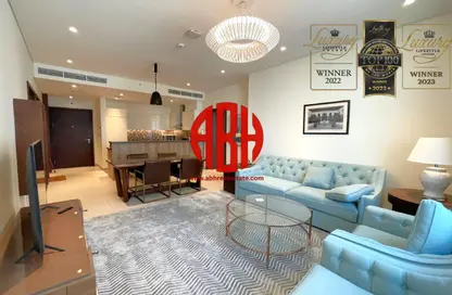 Apartment - 2 Bedrooms - 3 Bathrooms for rent in Marina Tower 02 - Marina District - Lusail